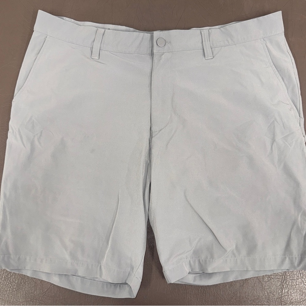 Adidas Ultimate 365 Golf Shorts - 8.5 inch Inseam - Size: 38 - Grey